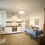 Agora