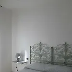 Agora 4*