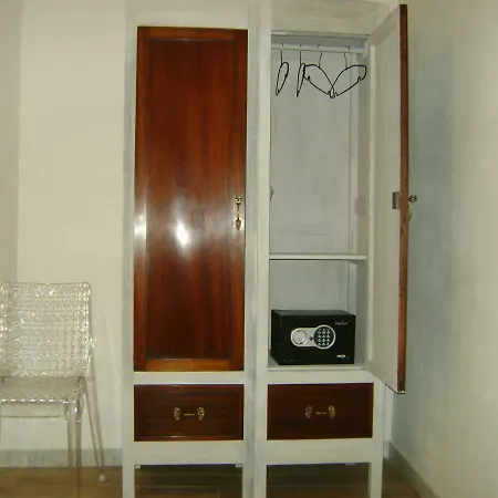 Agora Сарцана